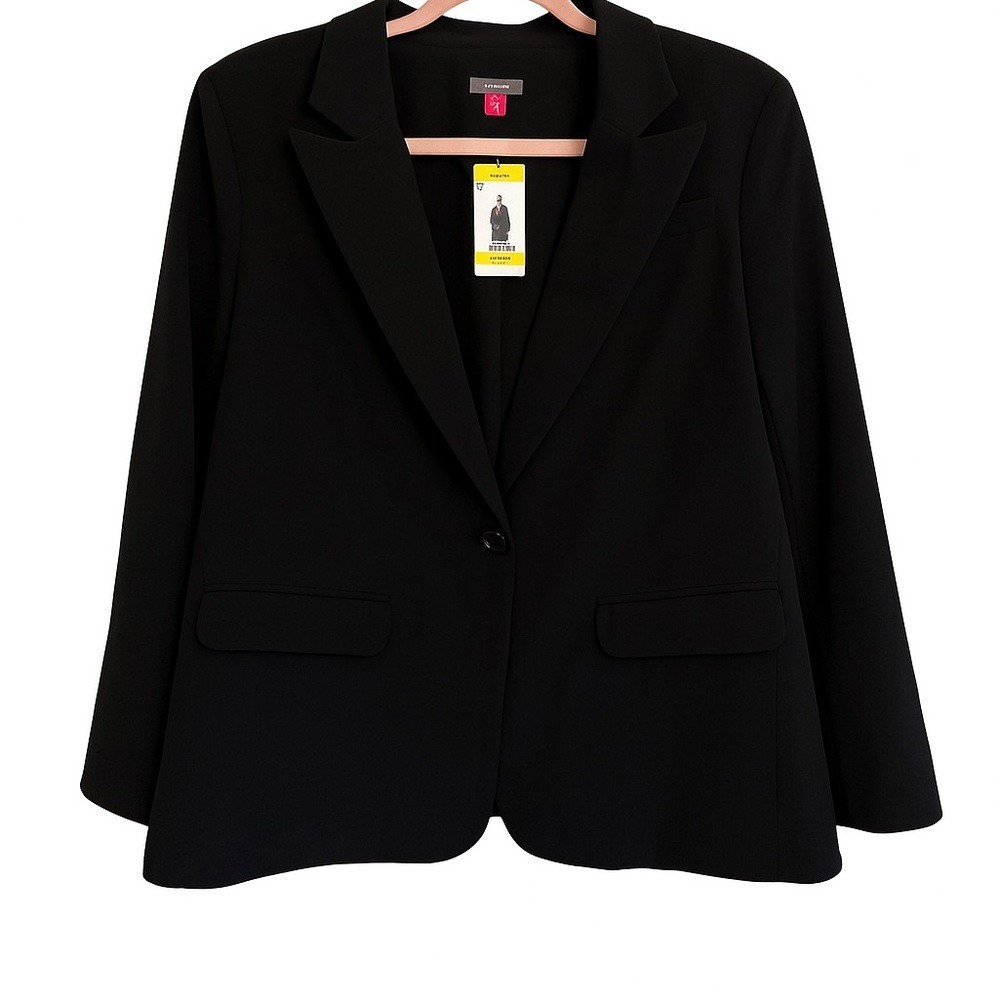 Vince Camuto Black Single-Button Blazer $100 OFF MSRP Size Medium NWT Classic!
